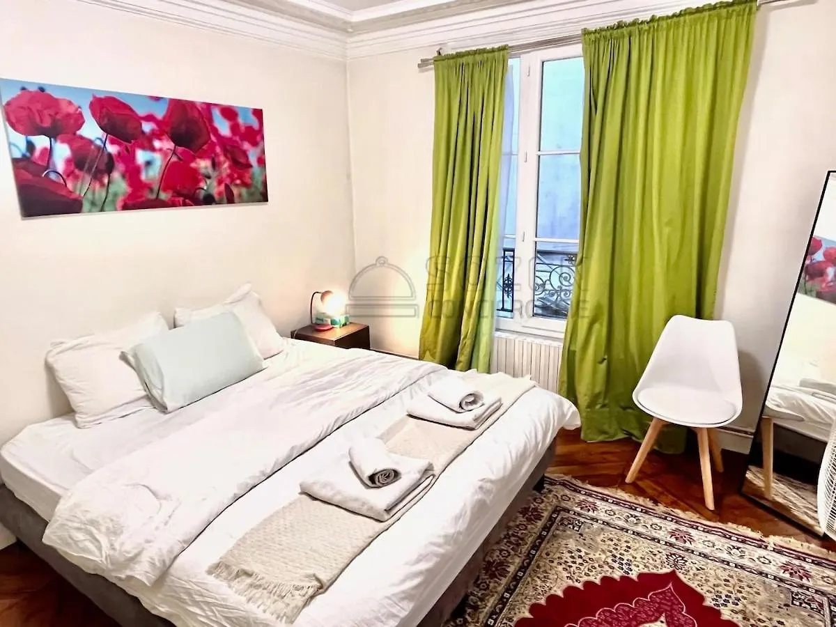 Haussmannien De Luxe Apartment Paris